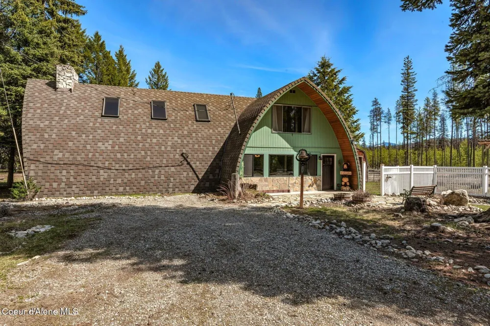 762 Reeder Bay Road Nordman, ID 83848
