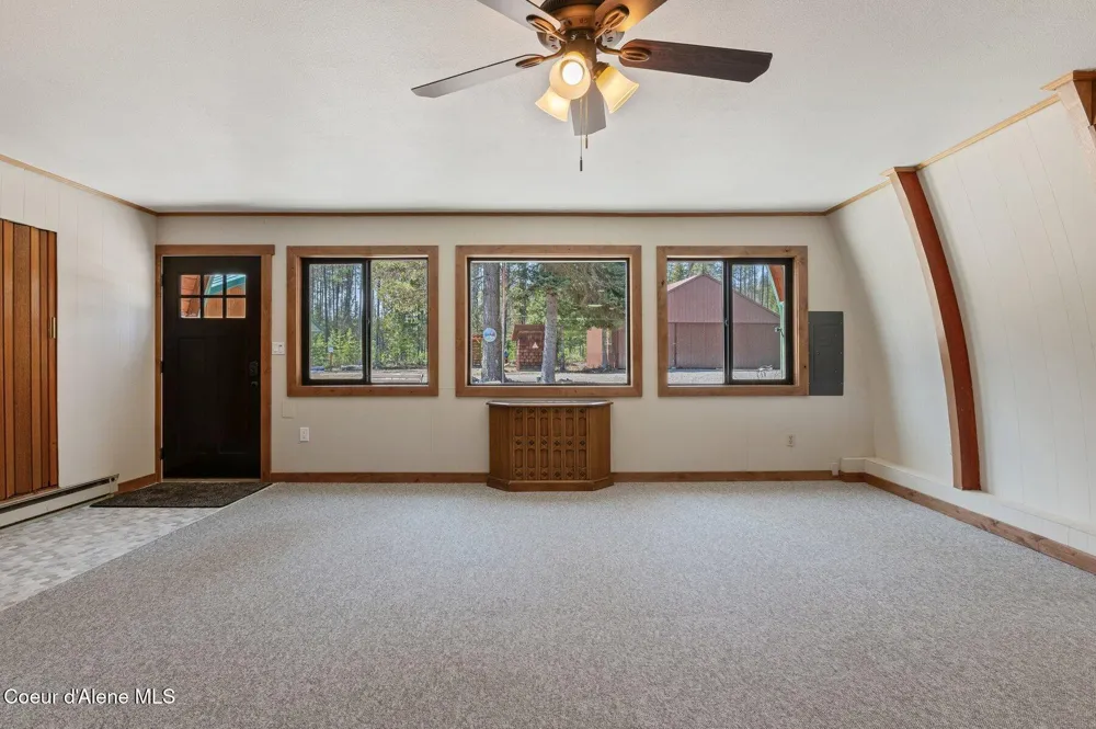 762 Reeder Bay Road Nordman, ID 83848