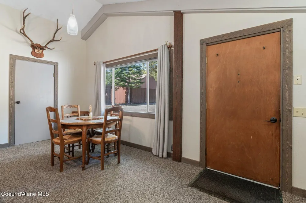 762 Reeder Bay Road Nordman, ID 83848