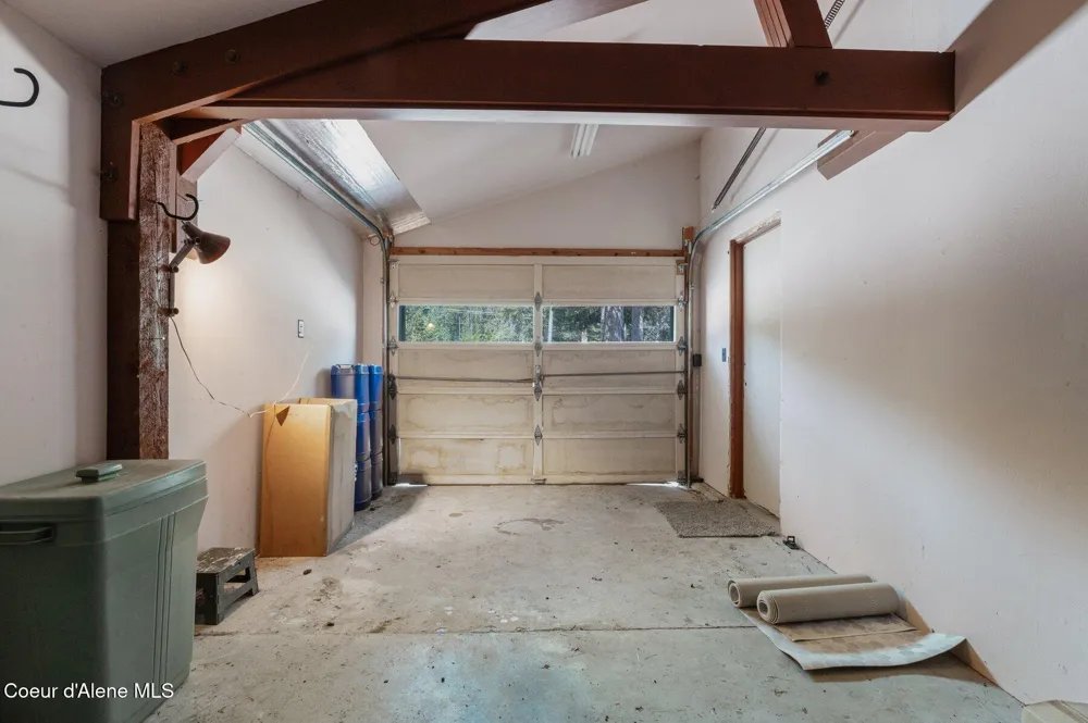 762 Reeder Bay Road Nordman, ID 83848