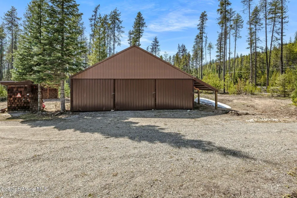 762 Reeder Bay Road Nordman, ID 83848
