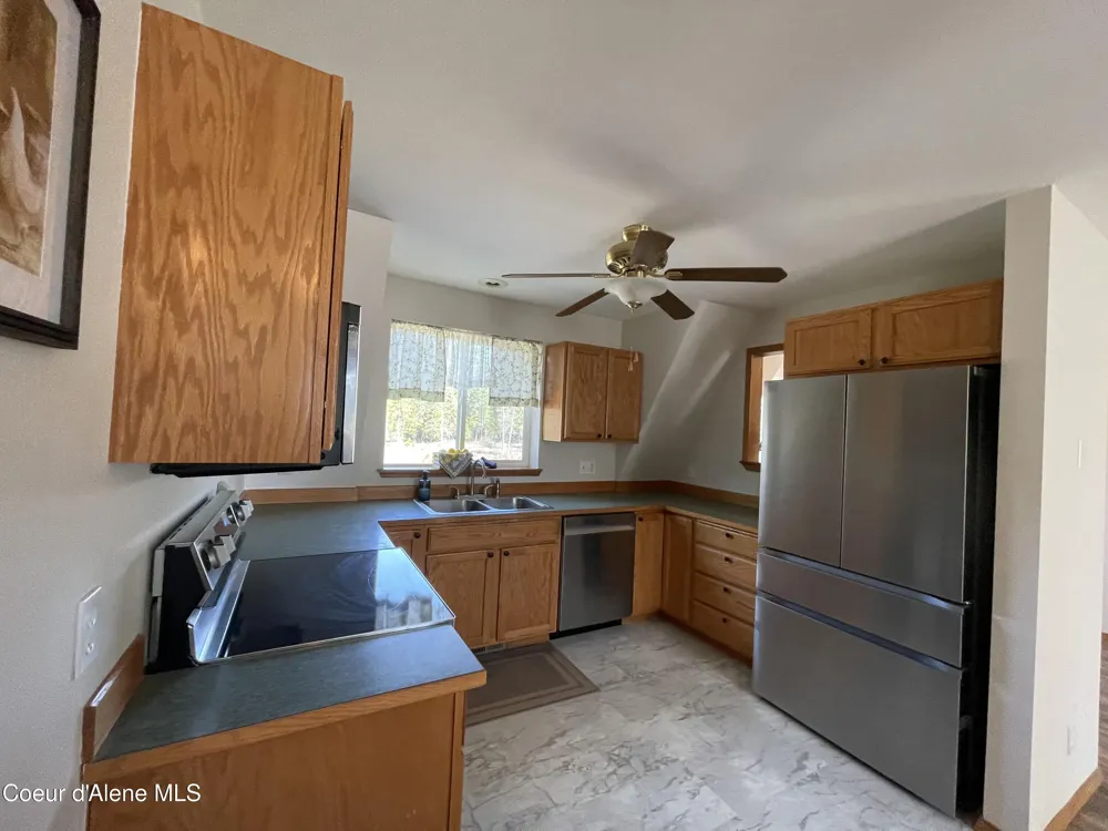 24731 WENDLER LOOP Rathdrum, ID 83858