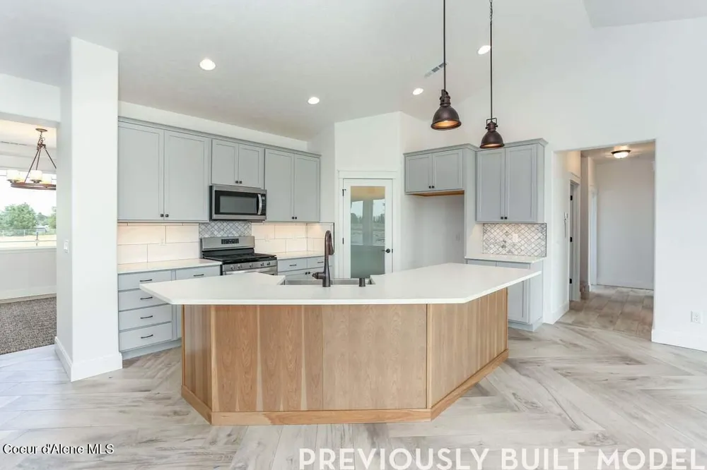 20582 Bombastic Street Rathdrum, ID 83858