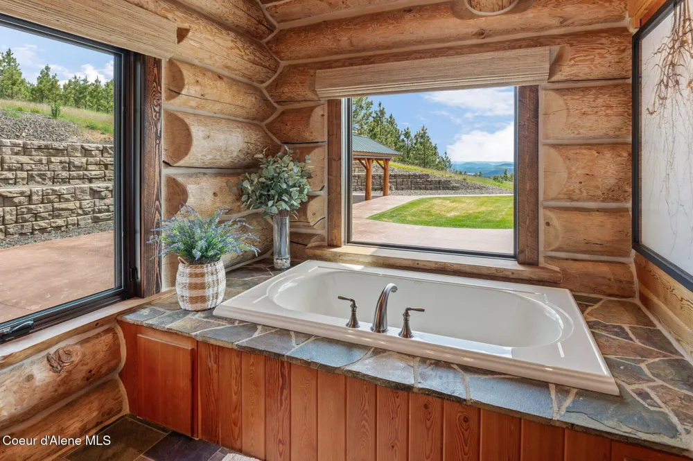 17442 S Painted Rose Road Worley, ID 83876