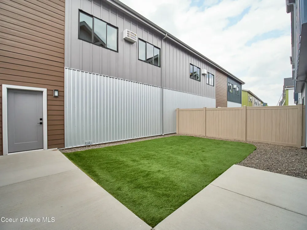 953 E RAILROAD AVENUE Post Falls, ID 83854