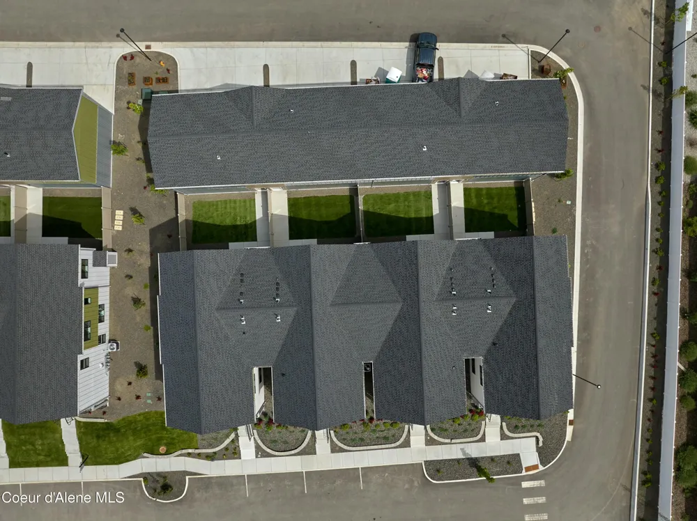 1033 E RAILROAD AVENUE Post Falls, ID 83854