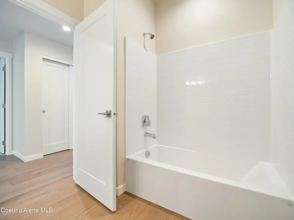 993 E RAILROAD AVENUE Post Falls, ID 83854
