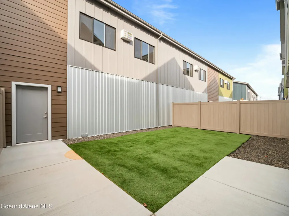 993 E RAILROAD AVENUE Post Falls, ID 83854
