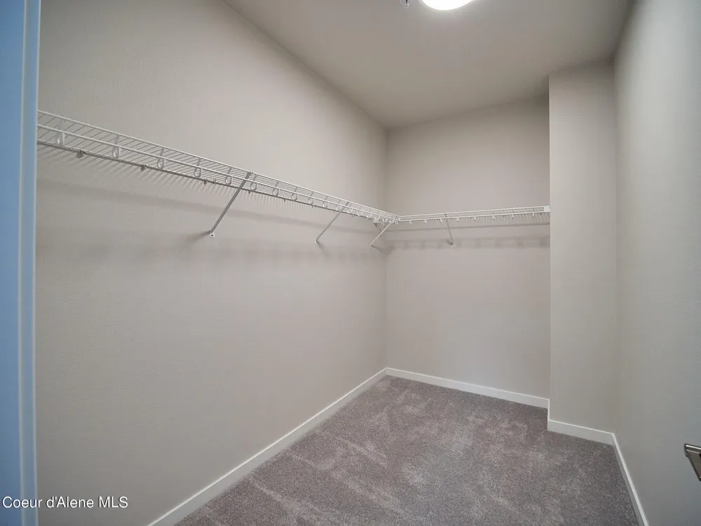 962 E Railroad Avenue Post Falls, ID 83854