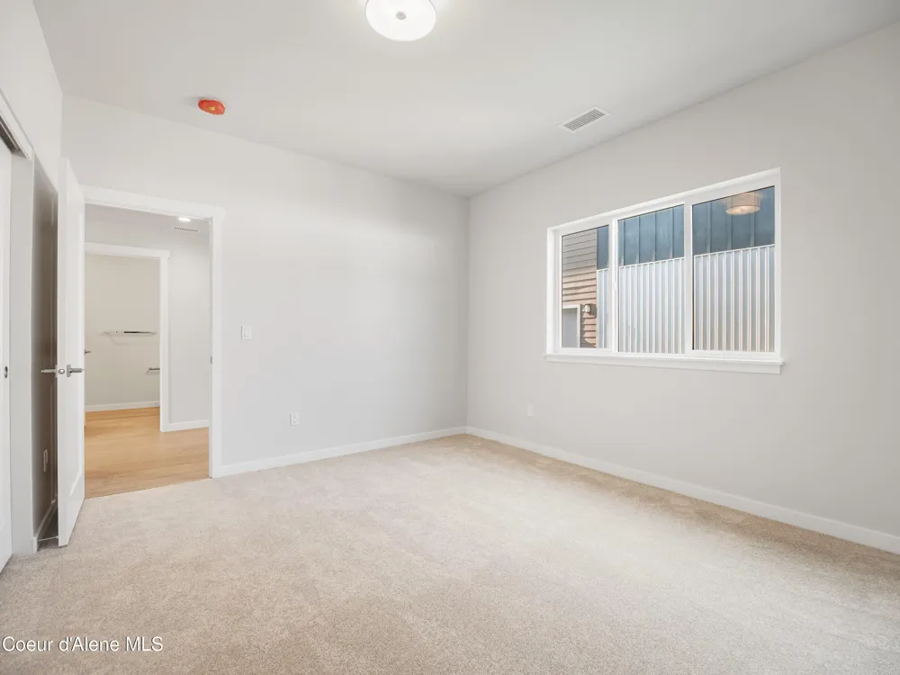 1037 E RAILROAD AVENUE Post Falls, ID 83854