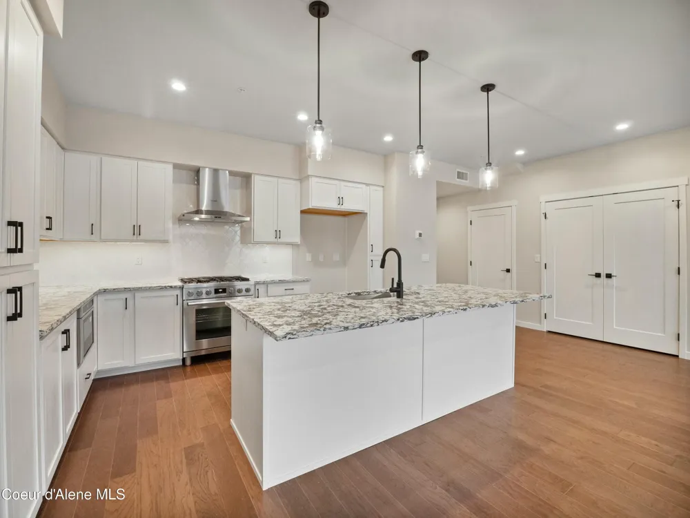 995 E RAILROAD AVENUE Post Falls, ID 83854