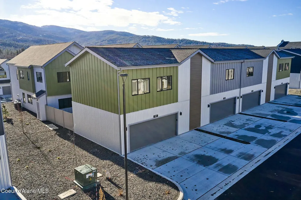 995 E RAILROAD AVENUE Post Falls, ID 83854