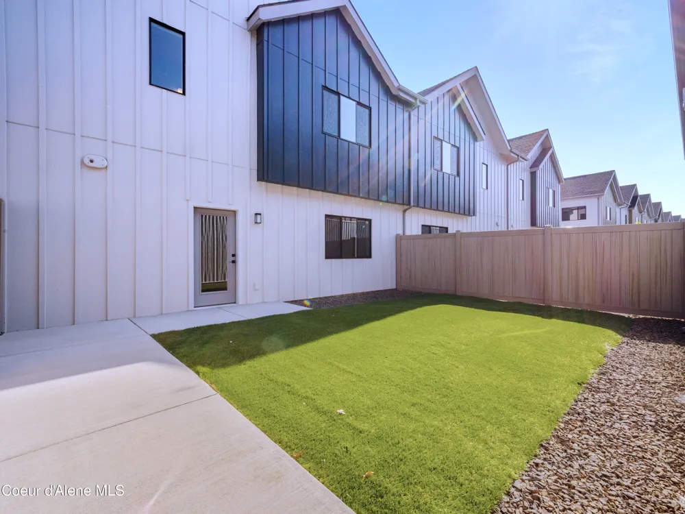 1035 E RAILROAD AVENUE Post Falls, ID 83854