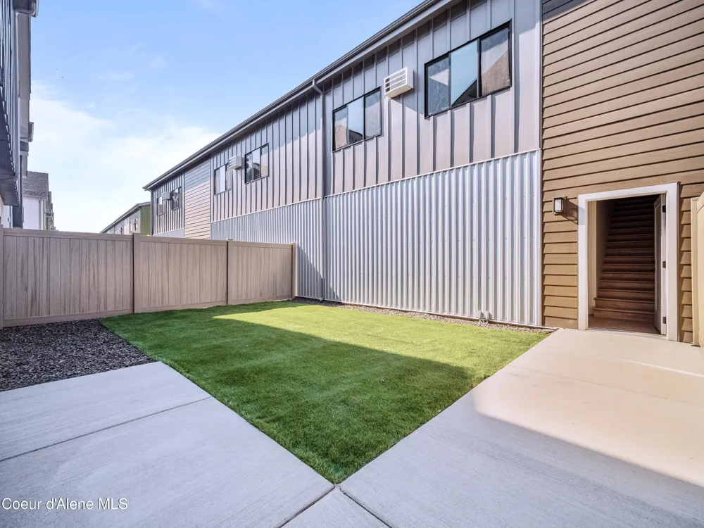 1035 E RAILROAD AVENUE Post Falls, ID 83854