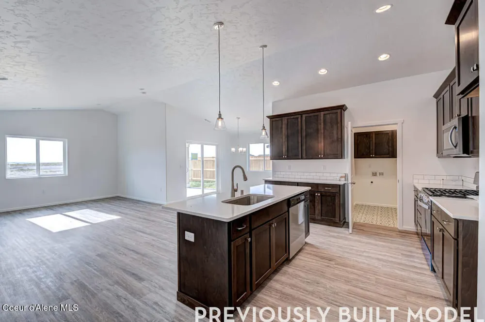 18805 E RIVERSIDE COURT Spokane Valley, WA 99016