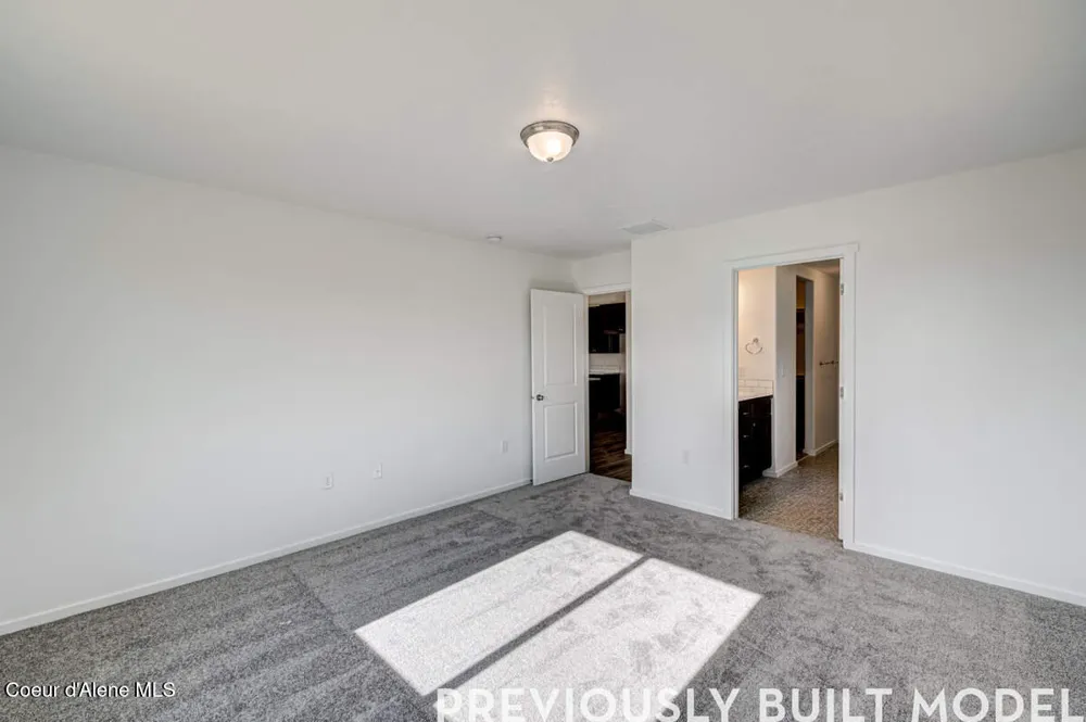 18805 E RIVERSIDE COURT Spokane Valley, WA 99016