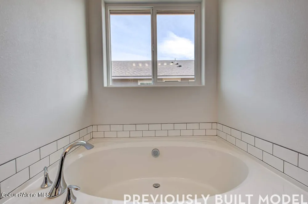 18805 E RIVERSIDE COURT Spokane Valley, WA 99016