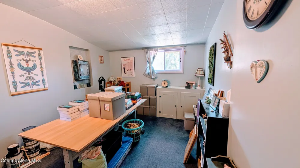 6577 Comanche Street Bonners Ferry, ID 83805