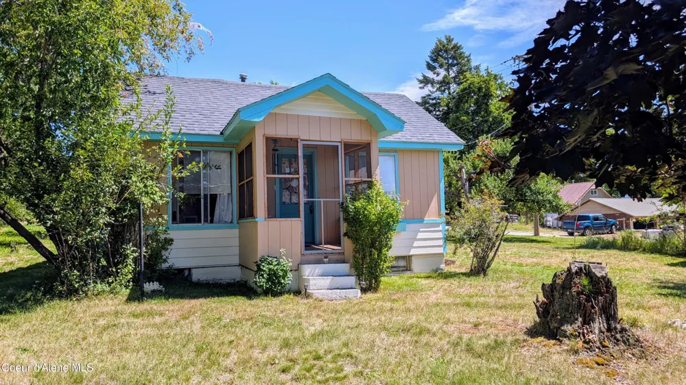 6577 Comanche Street Bonners Ferry, ID 83805