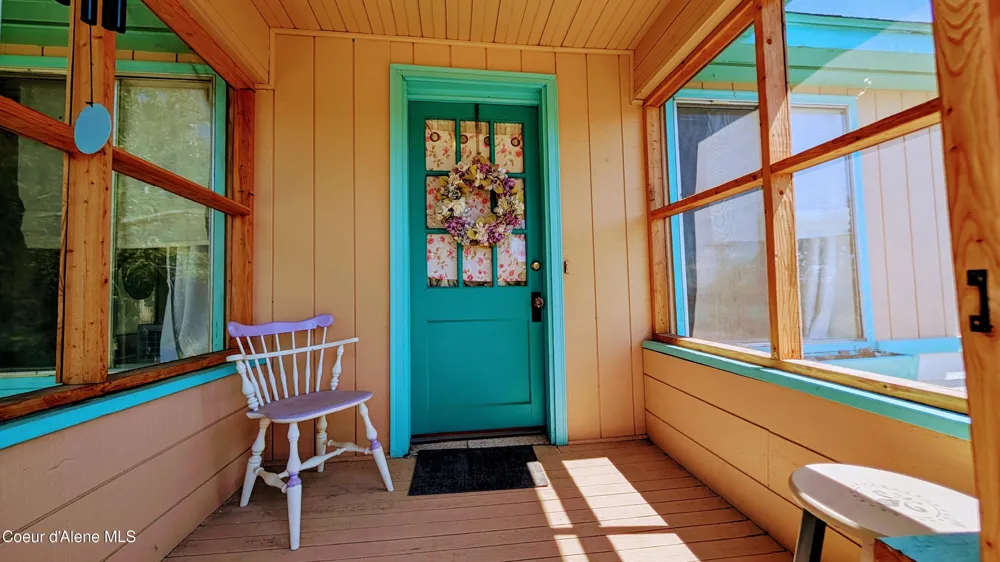 6577 Comanche Street Bonners Ferry, ID 83805