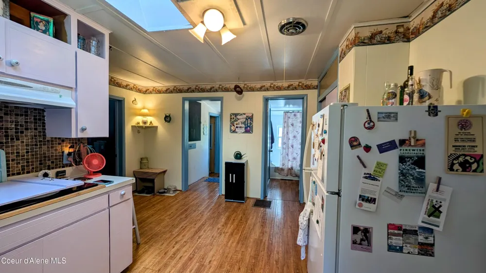 6577 Comanche Street Bonners Ferry, ID 83805