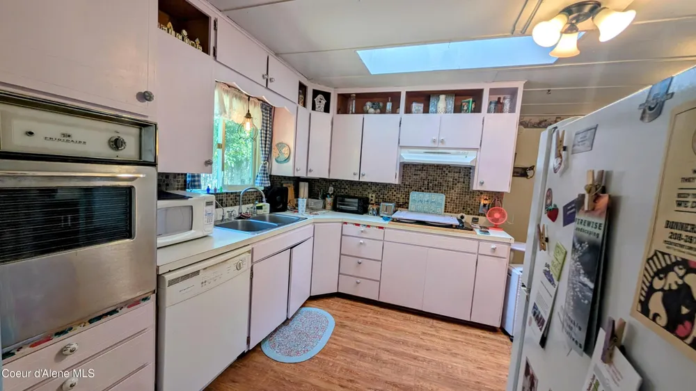 6577 Comanche Street Bonners Ferry, ID 83805