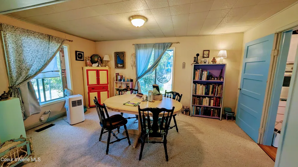6577 Comanche Street Bonners Ferry, ID 83805