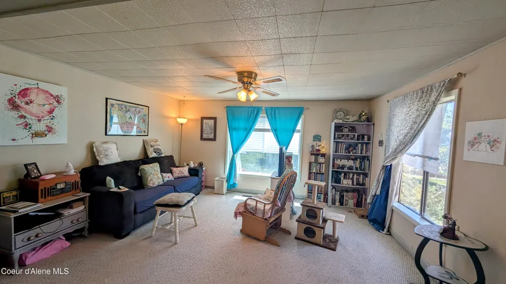 6577 Comanche Street Bonners Ferry, ID 83805