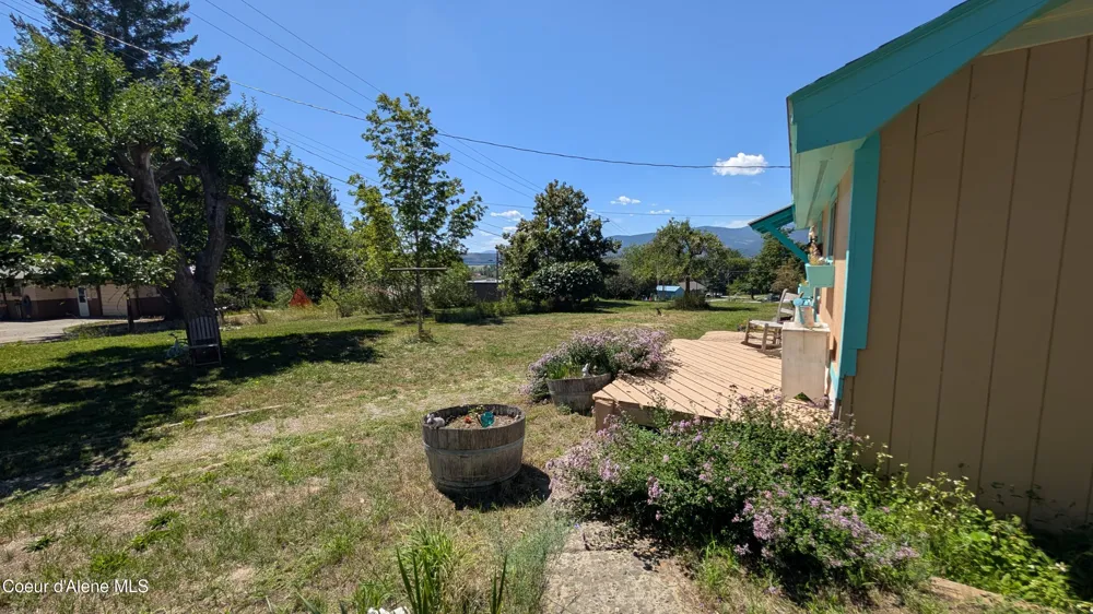 6577 Comanche Street Bonners Ferry, ID 83805