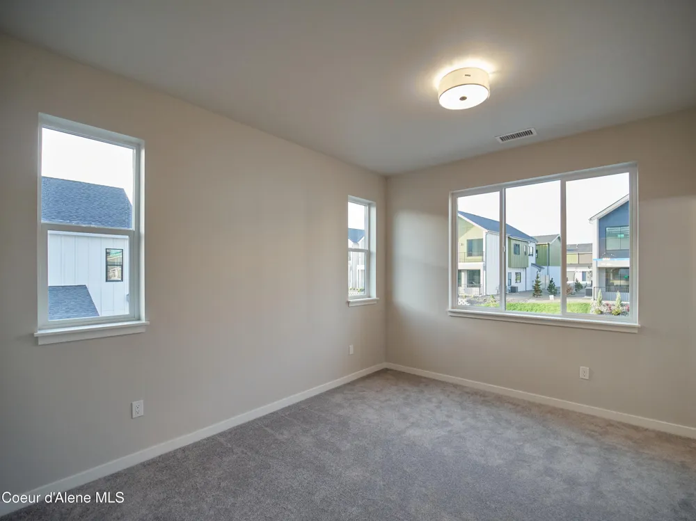 928 E RAILROAD AVENUE Post Falls, ID 83854