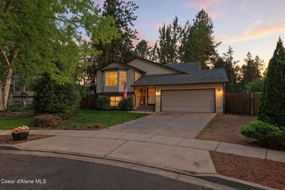 102 S RIVERWOOD COURT Post Falls, ID 83854