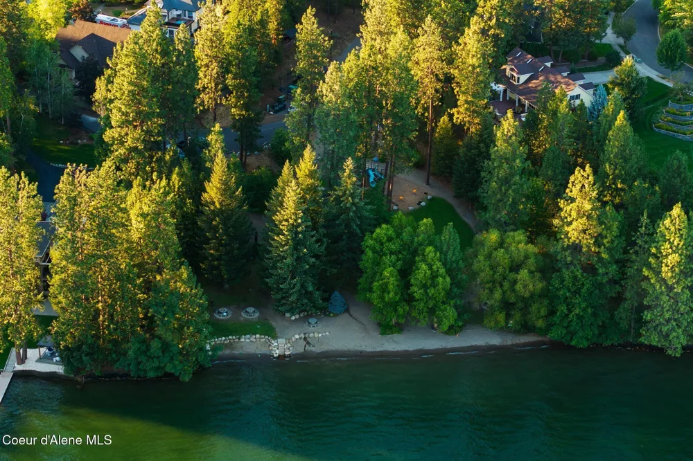 102 S RIVERWOOD COURT Post Falls, ID 83854