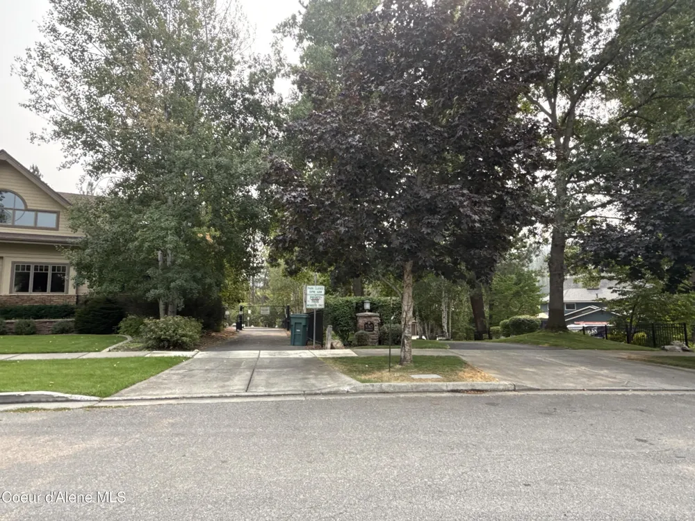 102 S RIVERWOOD COURT Post Falls, ID 83854