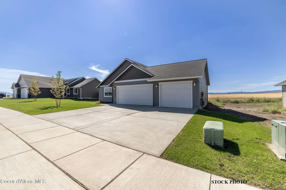 11890 ENTWISTLE WAY Rathdrum, ID 83858