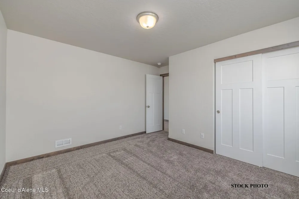 11890 ENTWISTLE WAY Rathdrum, ID 83858