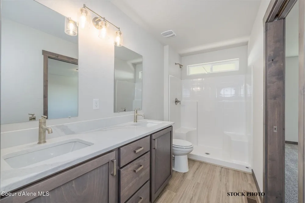 11890 ENTWISTLE WAY Rathdrum, ID 83858
