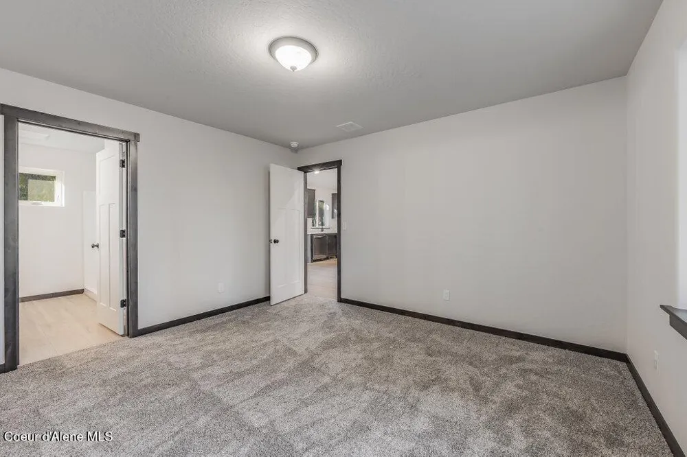 69 Mohawk Drive Athol, ID 83801