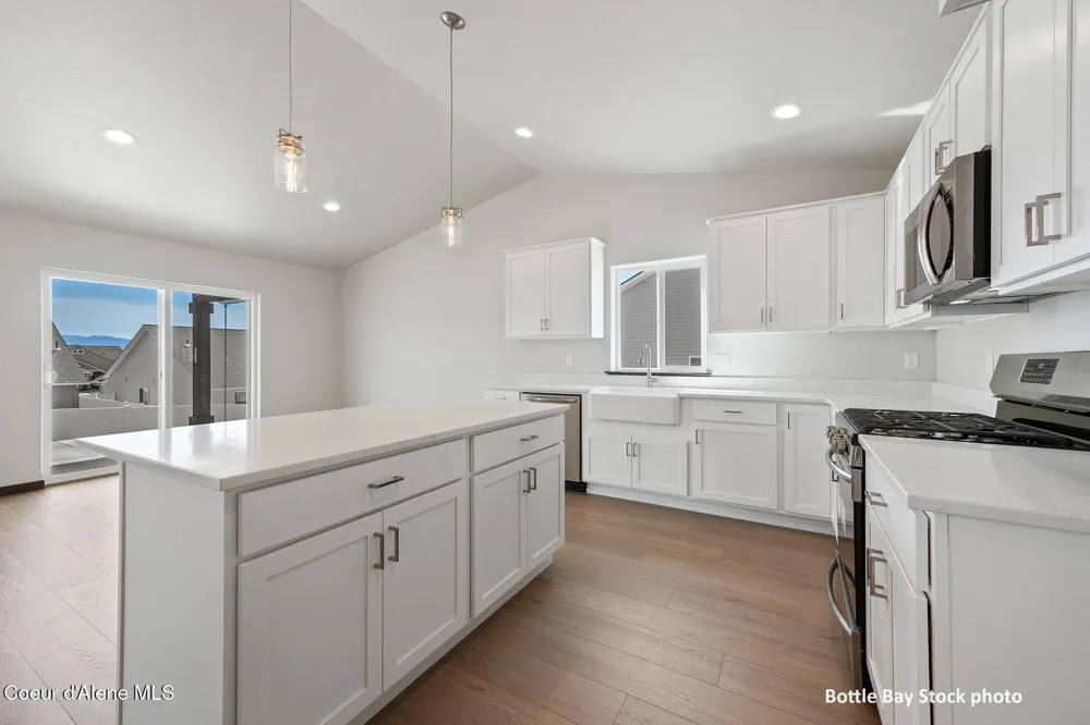 11834 ENTWISTLE WAY Rathdrum, ID 83858