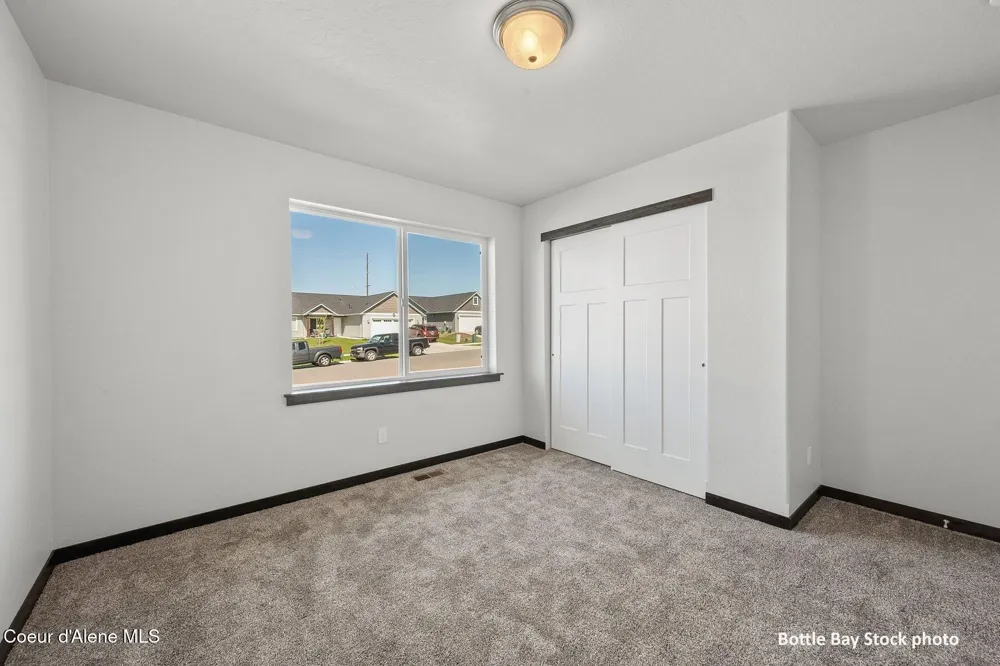 11834 ENTWISTLE WAY Rathdrum, ID 83858
