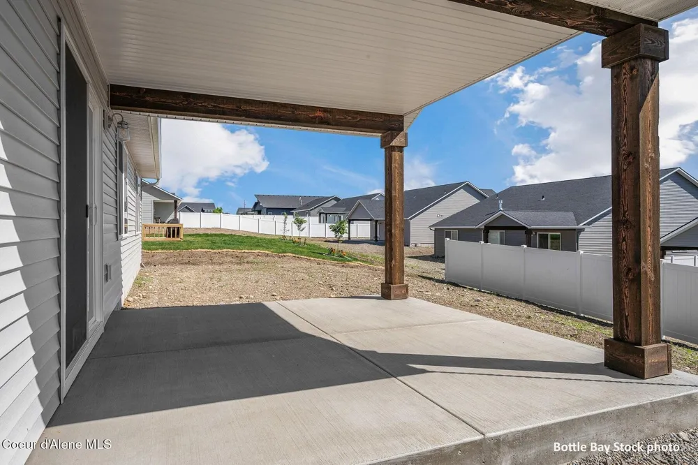 11834 ENTWISTLE WAY Rathdrum, ID 83858
