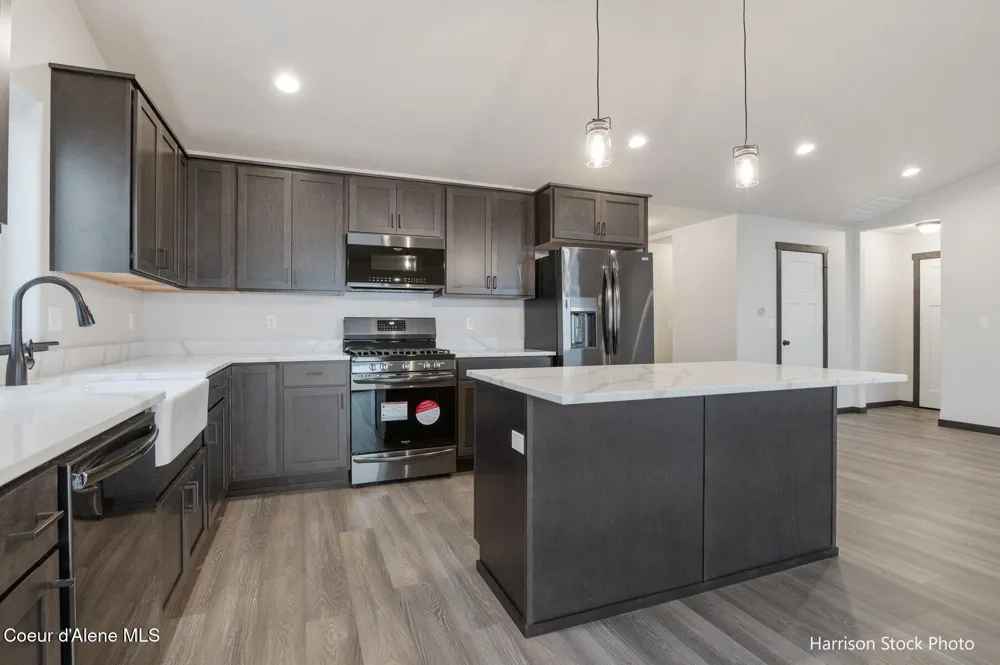 11818 ENTWISTLE WAY Rathdrum, ID 83858