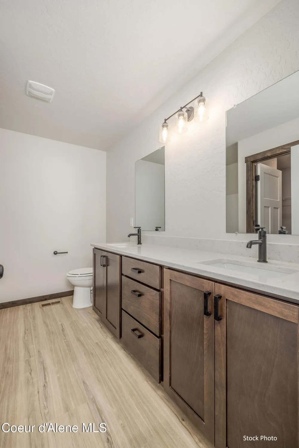 11878 ENTWISTLE WAY Rathdrum, ID 83858