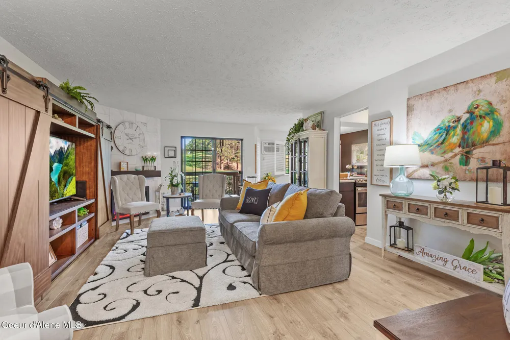 101 S Neyland Avenue #2 Liberty Lake, WA 99019