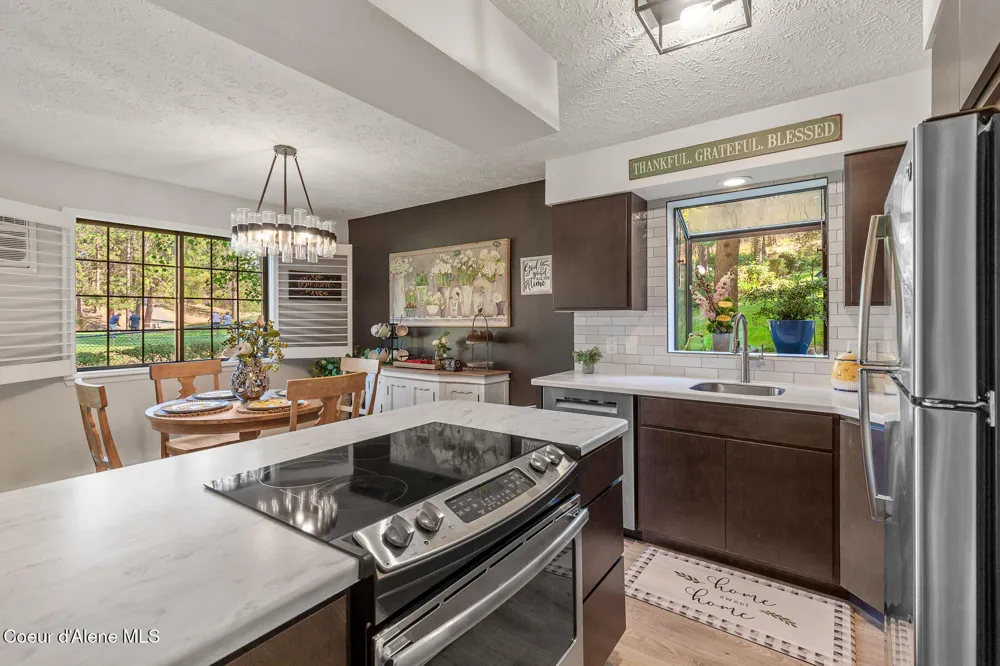 101 S Neyland Avenue #2 Liberty Lake, WA 99019
