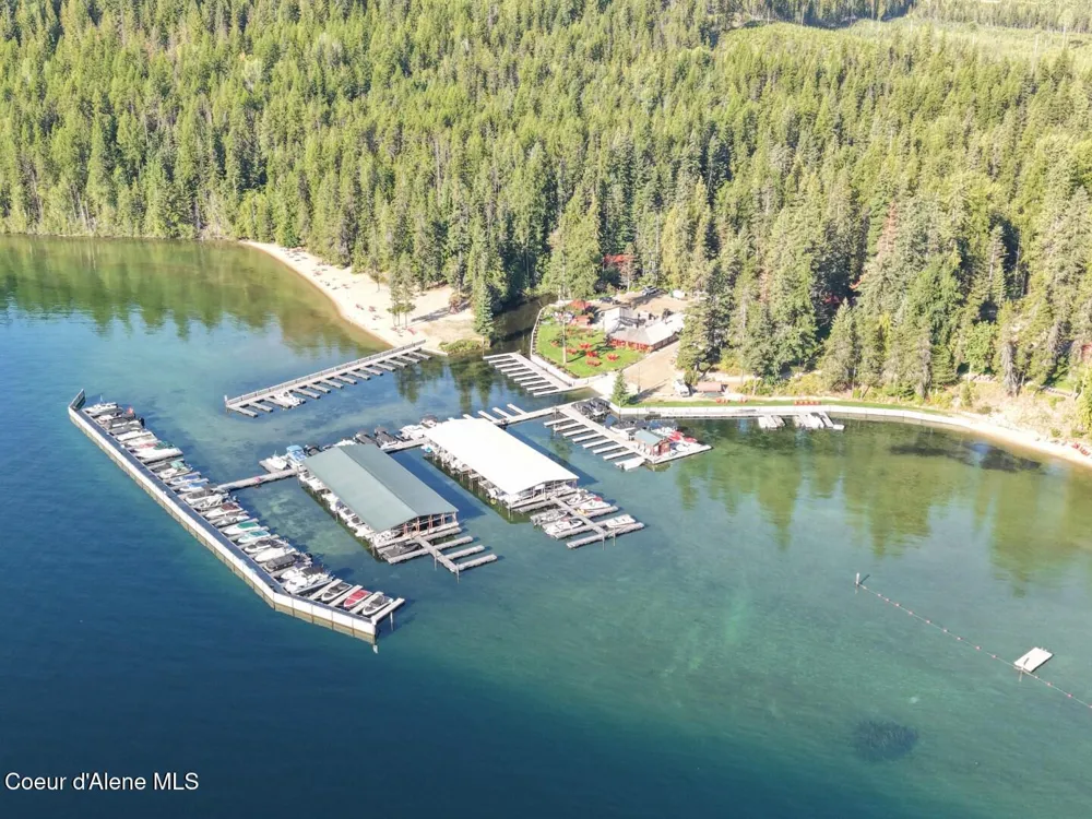240 BROWN BEAR DRIVE Nordman, ID 83848