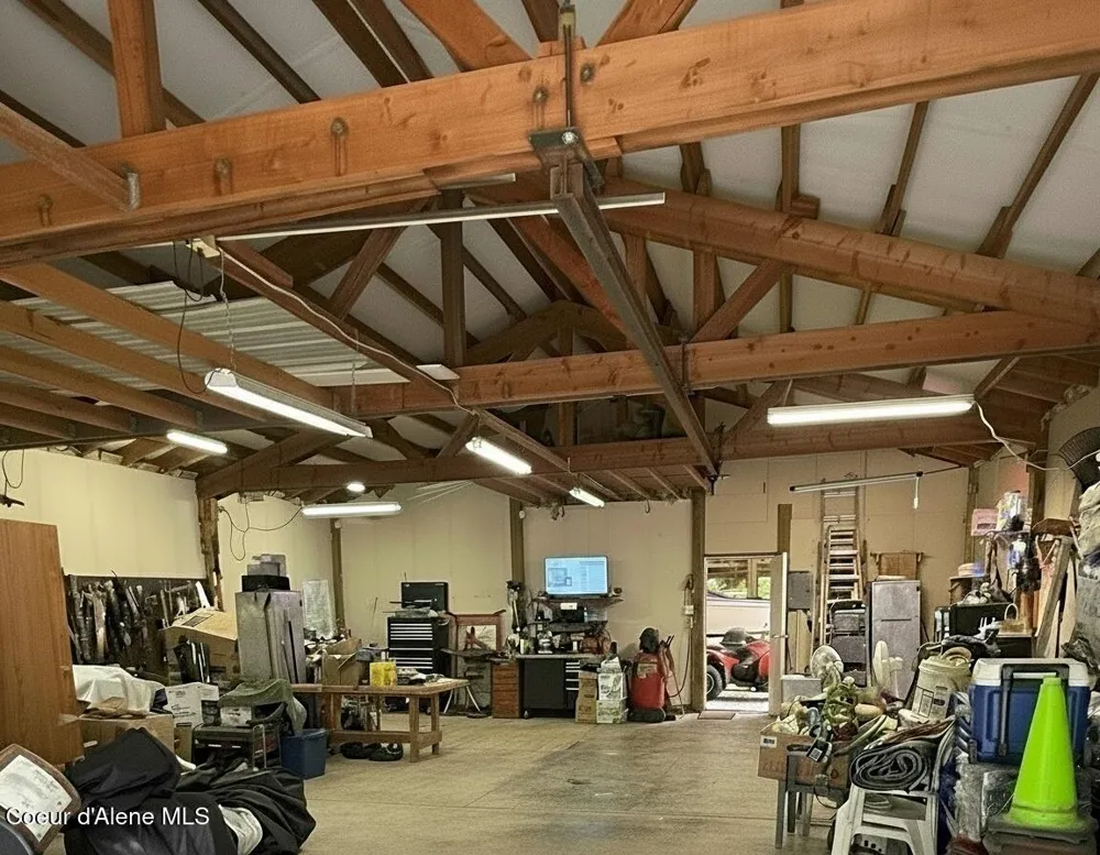 1247 MONTGOMERY GULCH ROAD Kellogg, ID 83837