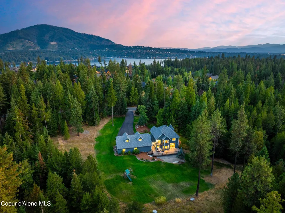 3825 E ENGLISH POINT ROAD Hayden, ID 83835