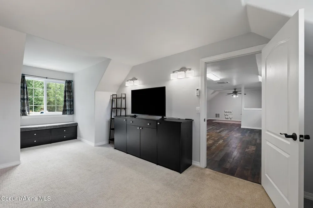 3825 E ENGLISH POINT ROAD Hayden, ID 83835