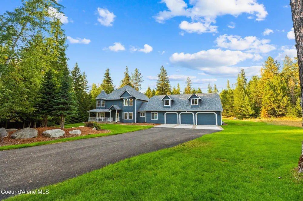 3825 E ENGLISH POINT ROAD Hayden, ID 83835