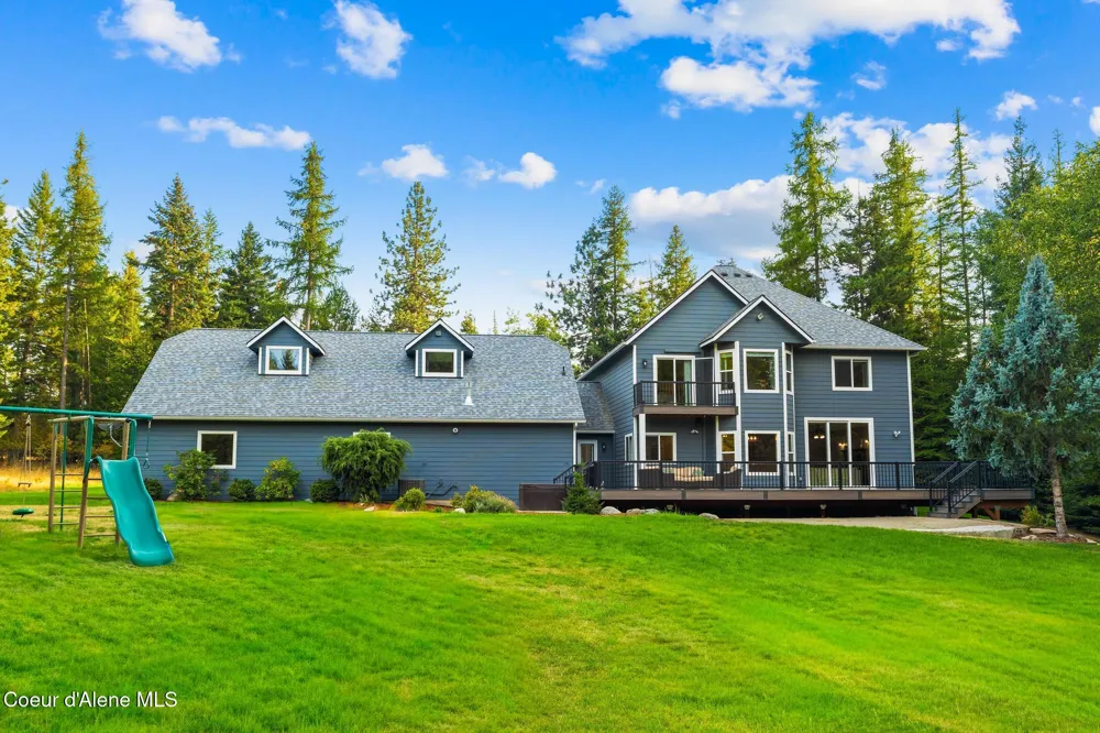 3825 E ENGLISH POINT ROAD Hayden, ID 83835